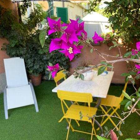 Desiree Apartment Специя Екстериор снимка